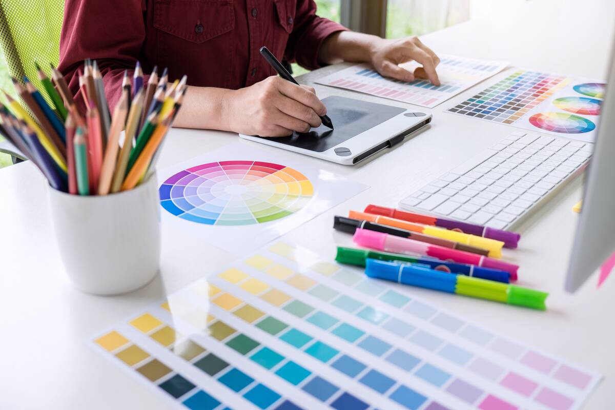 Aprender diseño gráfico es esencial en el mundo digital de hoy. / Gettyimages