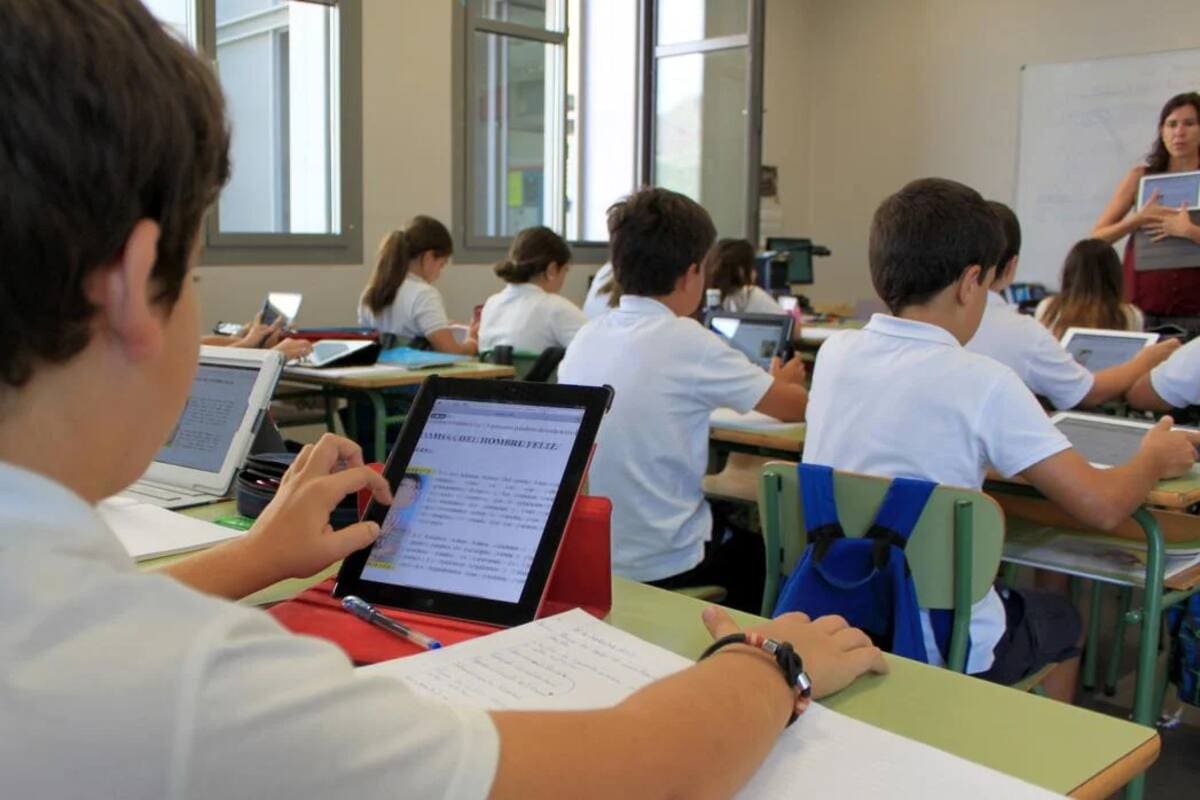 Es fundamental eestablecer acuerdos para el uso de los dispositivos digitales.