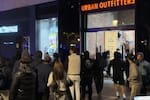 Protesta convocada por TikTok termina en disturbios, saqueos y decenas de incendios en Barcelona