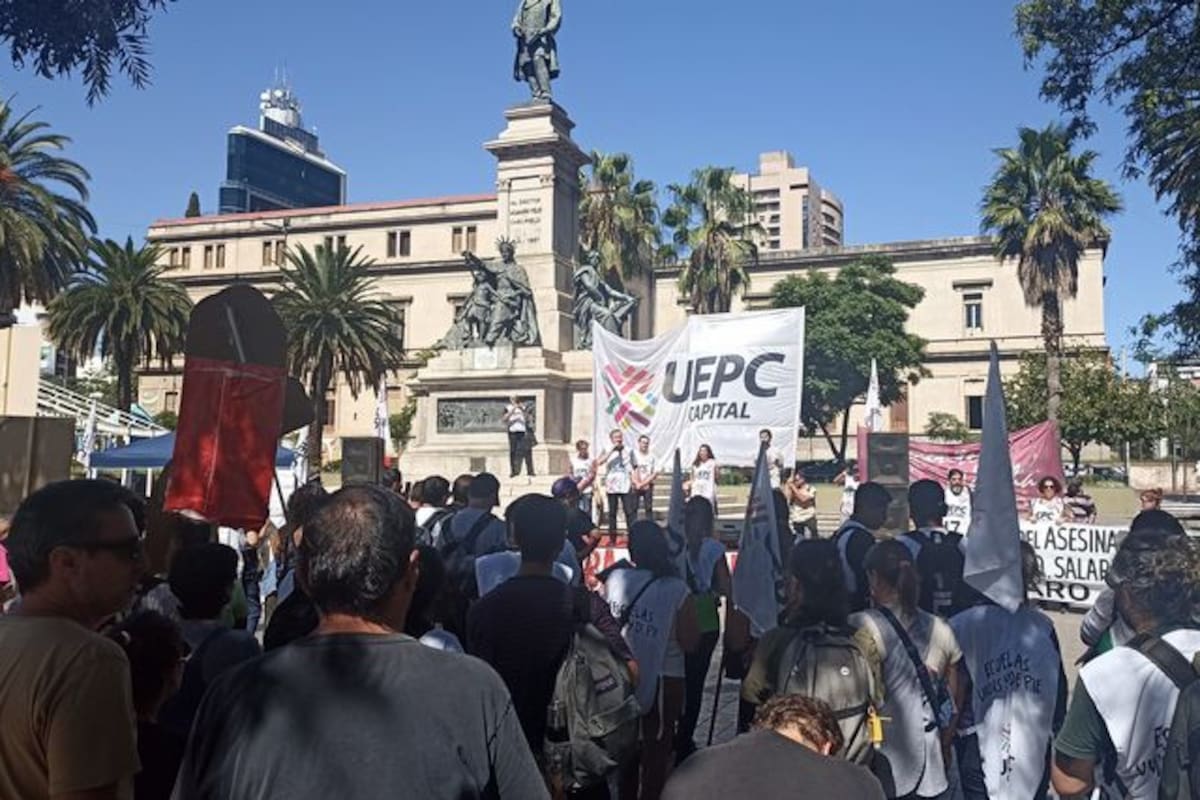 La huelga fue convocada por la Confederación de Trabajadores de la Educación de la República Argentina (CTERA).