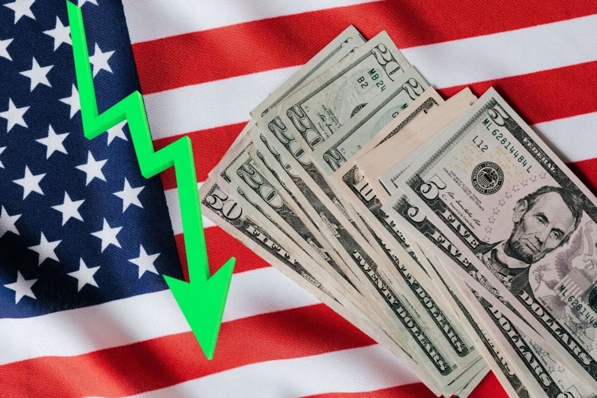 Dólar retomó tendencia bajista en Colombia y Brent subió tras desplome de la jornada. | Foto: Vanguardia / Canva.