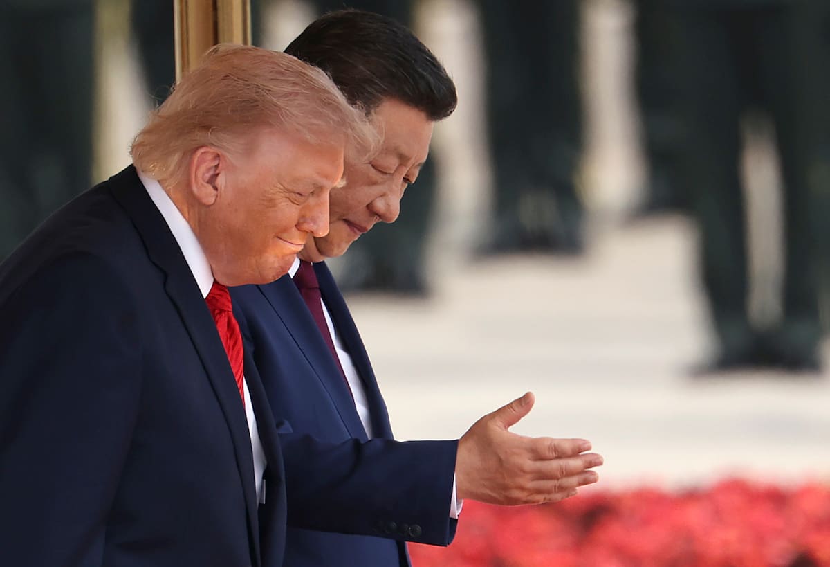 El presidente chino Xi Jinping y el estadounidense Donald Trump asisten a una ceremonia de bienvenida en el Gran Salón del Pueblo en Pekín, China.
Foto: EFE.