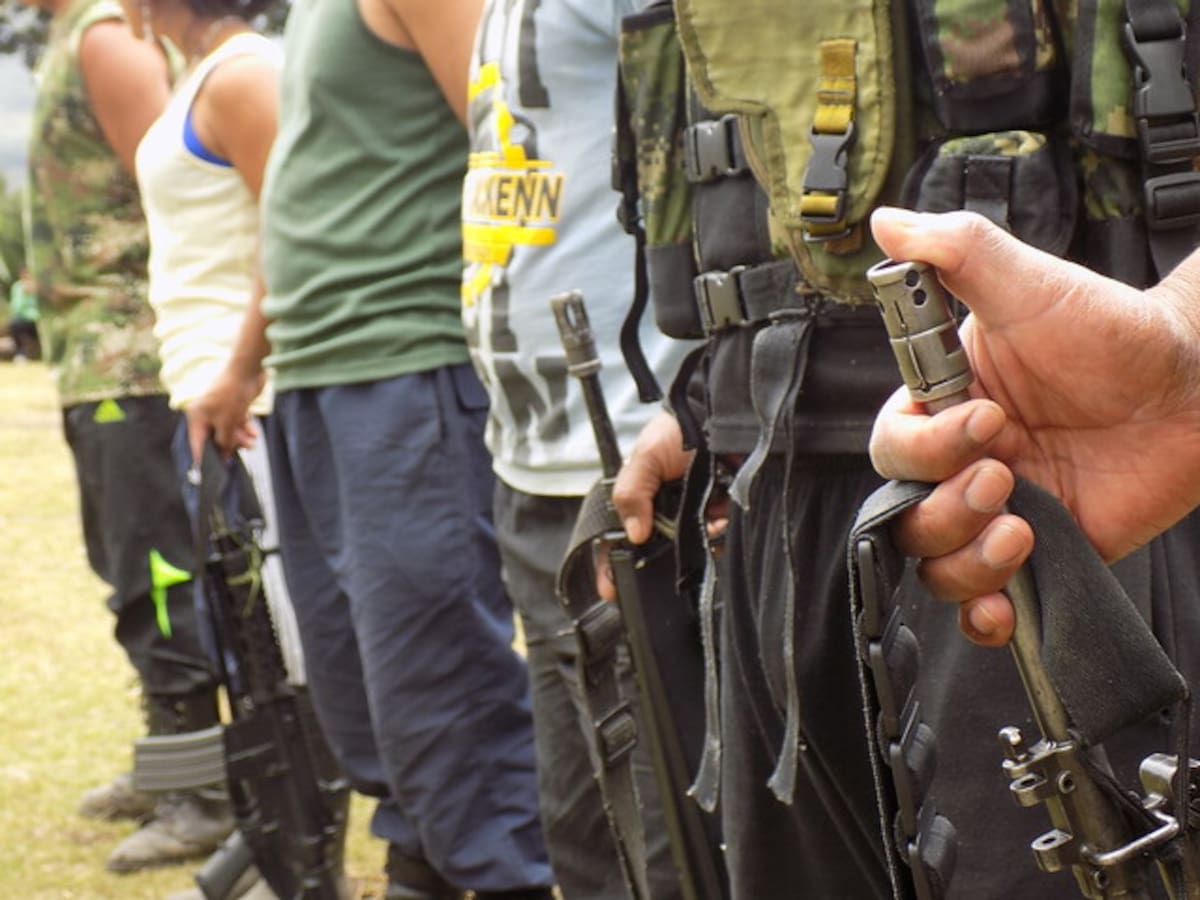 Dos menores de edad que habían sido reclutados por las disidencias de las Farc.