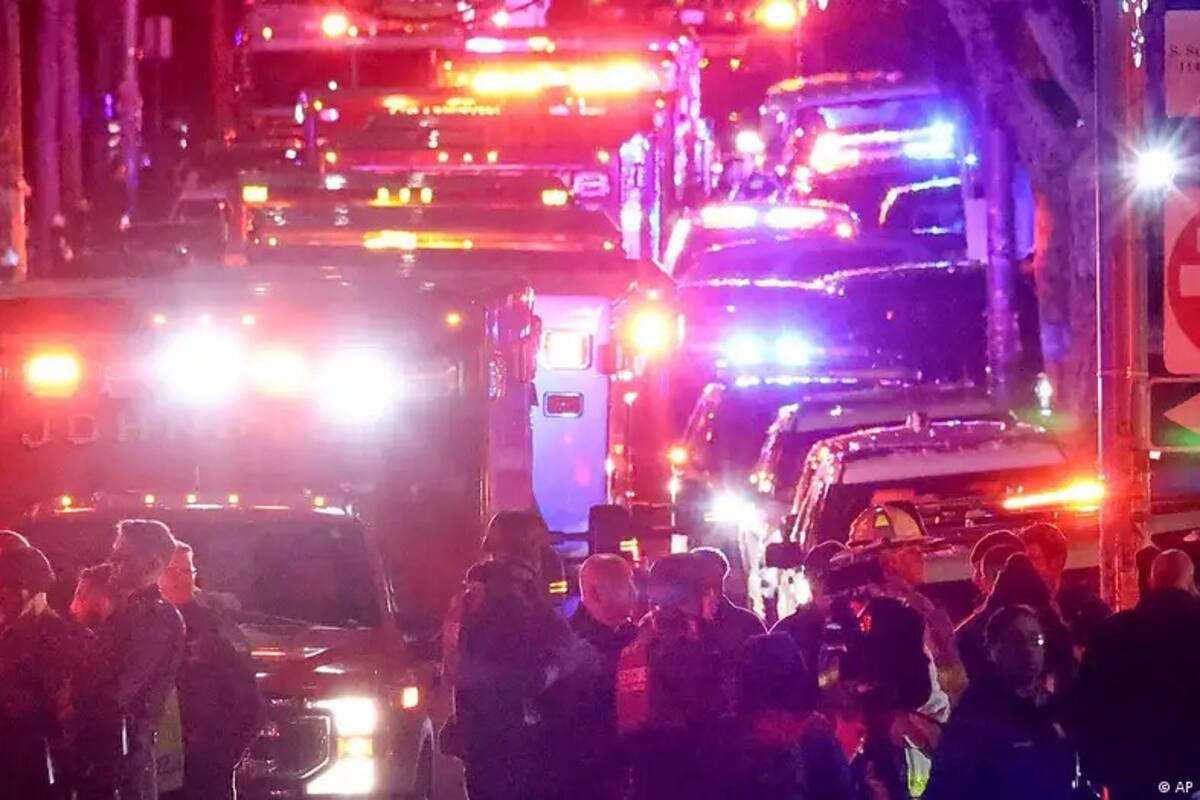Dos personas murieron y otras ocho se encuentran gravemente heridas por un tiroteo ocurrido este sábado