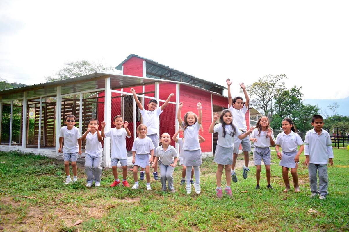 Para mayor información sobre Newport School, comuníquese en Bucaramanga al (7) 618501 o visite en internet www.newportschool.edu.co