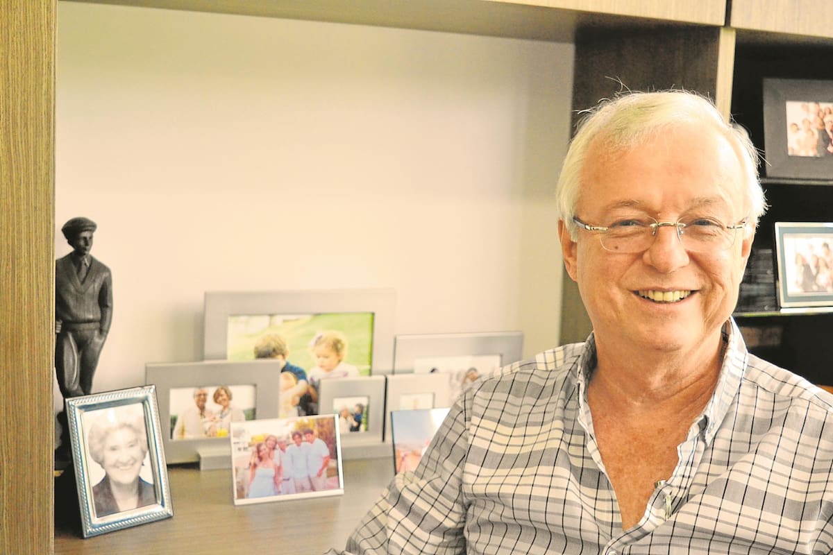 Rafael Ardila Duarte deja una huella imborrable en los corazones de todos los santandereanos. Fue un empresario exitoso y jamás perdió su sencillez ni su pasión por nuestra tierra.