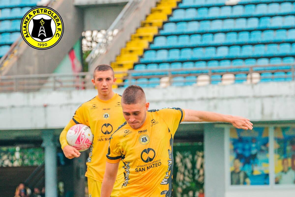 El elenco santandereano lucha por clasificar entre los ocho mejores.