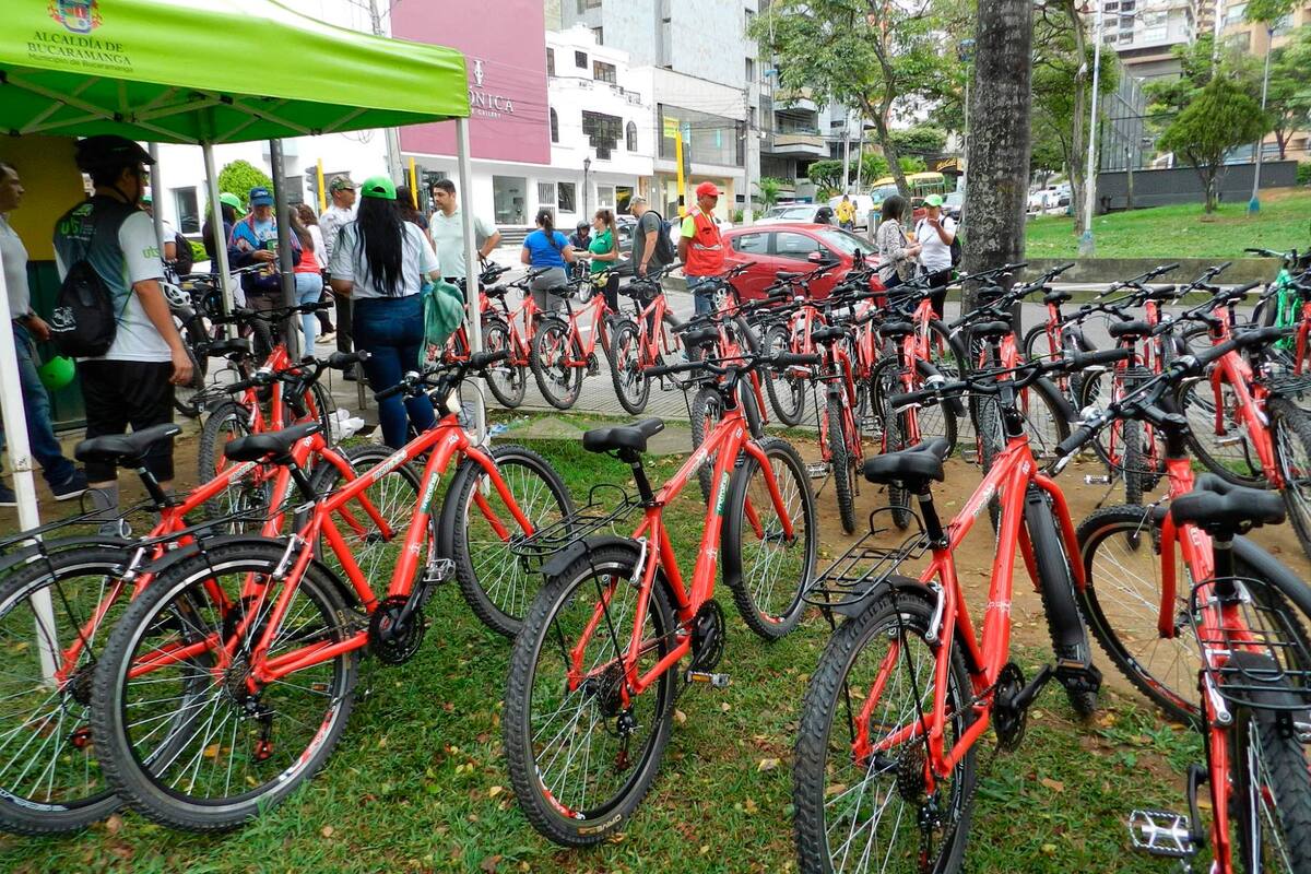 Cerca del 52% de los usuario de Metrobici, en su fase piloto, fueron ciudadanos con edades entre los 18 años y los 26 años. (Foto: Miguel Vergel / VANGUARDIA)