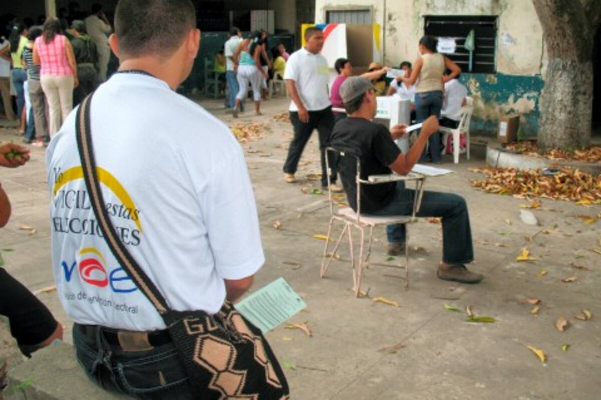 Durante las elecciones de Magangué, 63 funcionarios del MOE estuvieron atentos a su desarrollo.