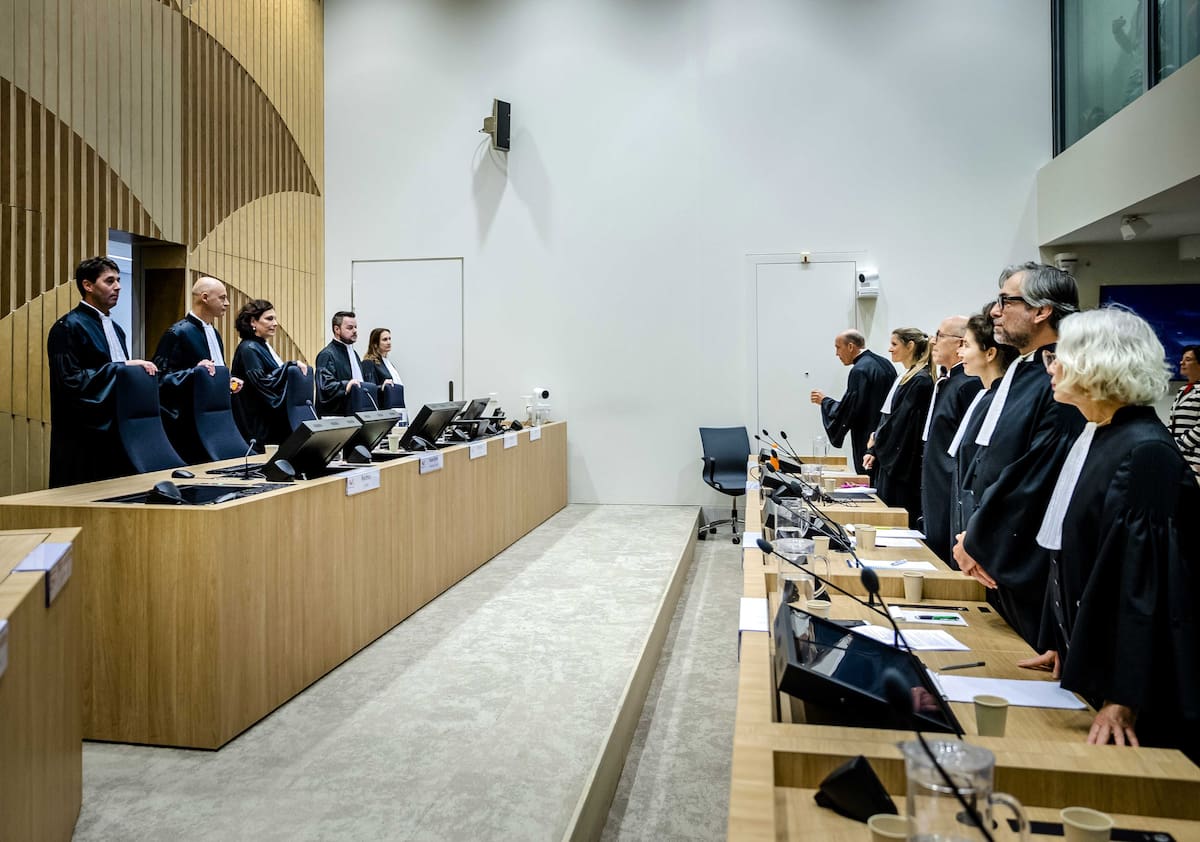 Badhoevedorp (Netherlands), 17/11/2022.- A court led by chairman H. Steenhuis (2-L) stands prior to the verdict at the Schiphol Judicial Complex in Badhoevedorp, Netherlands, 17 November 2022. A court in the Netherlands on 17 November is set to rule in the criminal trial over the downing of flight MH17. Four men are being prosecuted for their involvement in the crash of Malaysian Airlines passenger plane flight MH17, which was gunned down over Ukraine'Äôs Donetsk region on 17 July 2014, killing all 298 people on board. (Malasia, Países Bajos; Holanda, Ucrania) EFE/EPA/REMKO DE WAAL