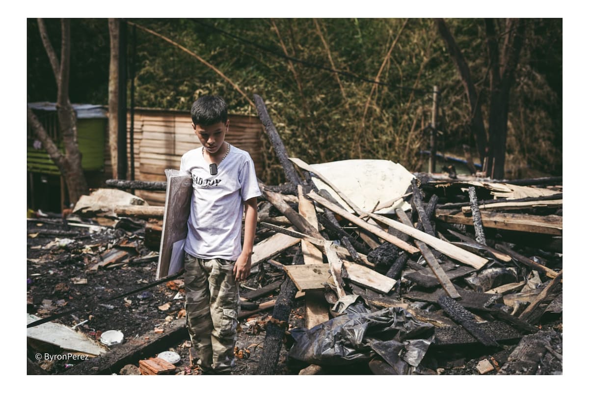 Dylan Torres en la que fue su casa. Foto: Byron Pérez/ VANGUARDIA
