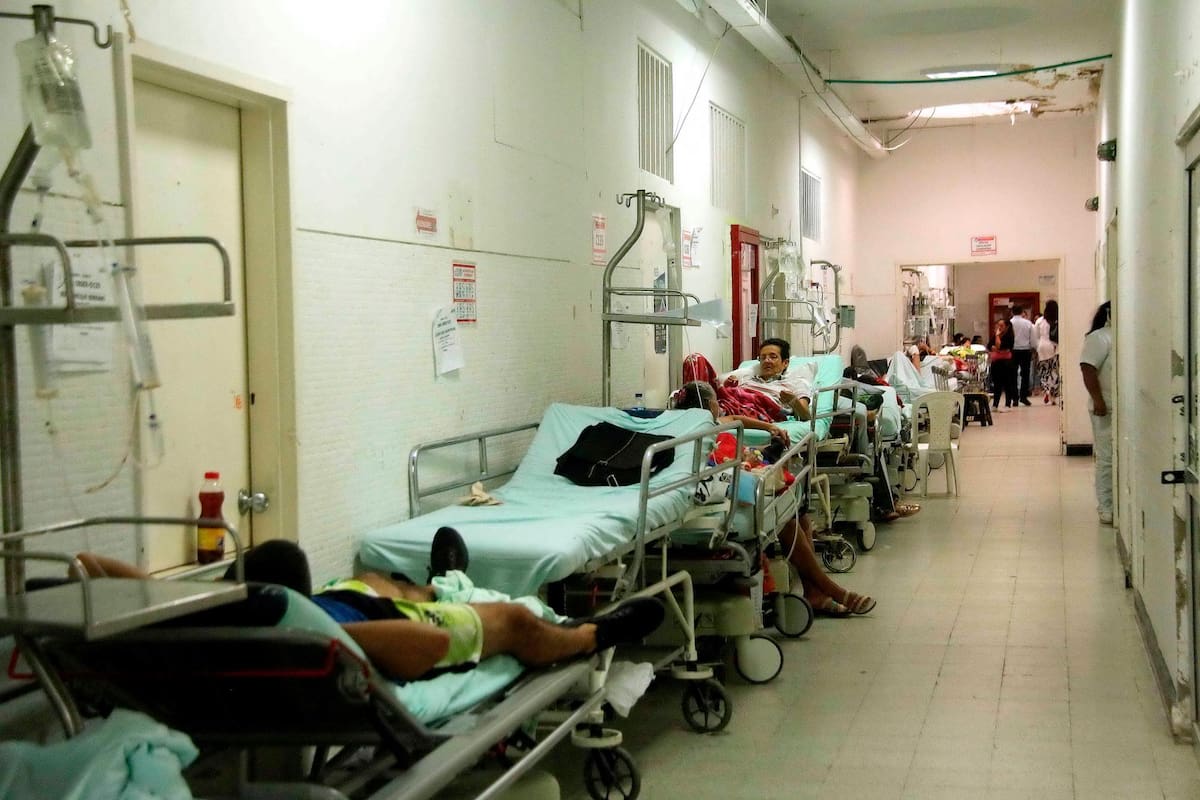 Debido al alto flujo de pacientes que diariamente acuden al servicio de urgencias del Hospital Universitario de Santander, HUS, la institución se declaró en alerta amarilla desde hace tres semanas. (Foto: Jaime del Río / VANGUARDIA)