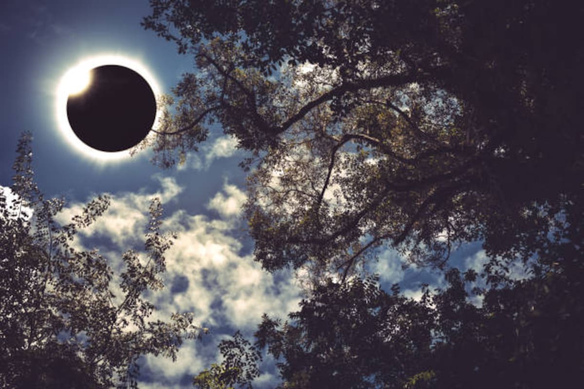 ¿En qué países se podrá ver la "corona de fuego" del eclipse total de sol de 2027 en su máximo esplendor y a qué hora se iniciará?