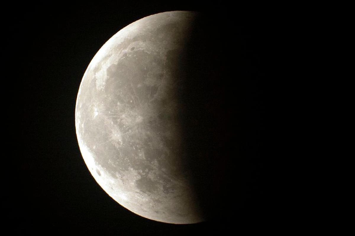 Un eclipse parcial lunar que será visible en África, Europa y partes de Asia, Australia y Sudamérica. (Foto: Archivo /VANGUARDIA)