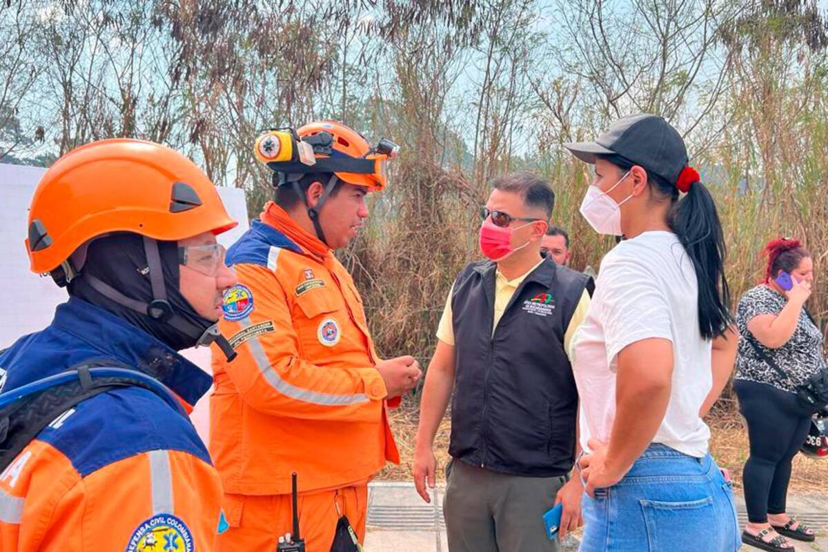 Por fortuna, a pesar de la gravedad de este incendio no se registraron lesionados y afectaciones en dicha propiedad. (Fotos: Suministradas / VANGUARDIA)