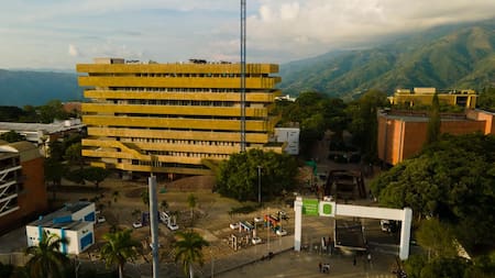 Bienal de Egresados Bellas Artes y Artes Plásticas UIS abre convocatoria 2026