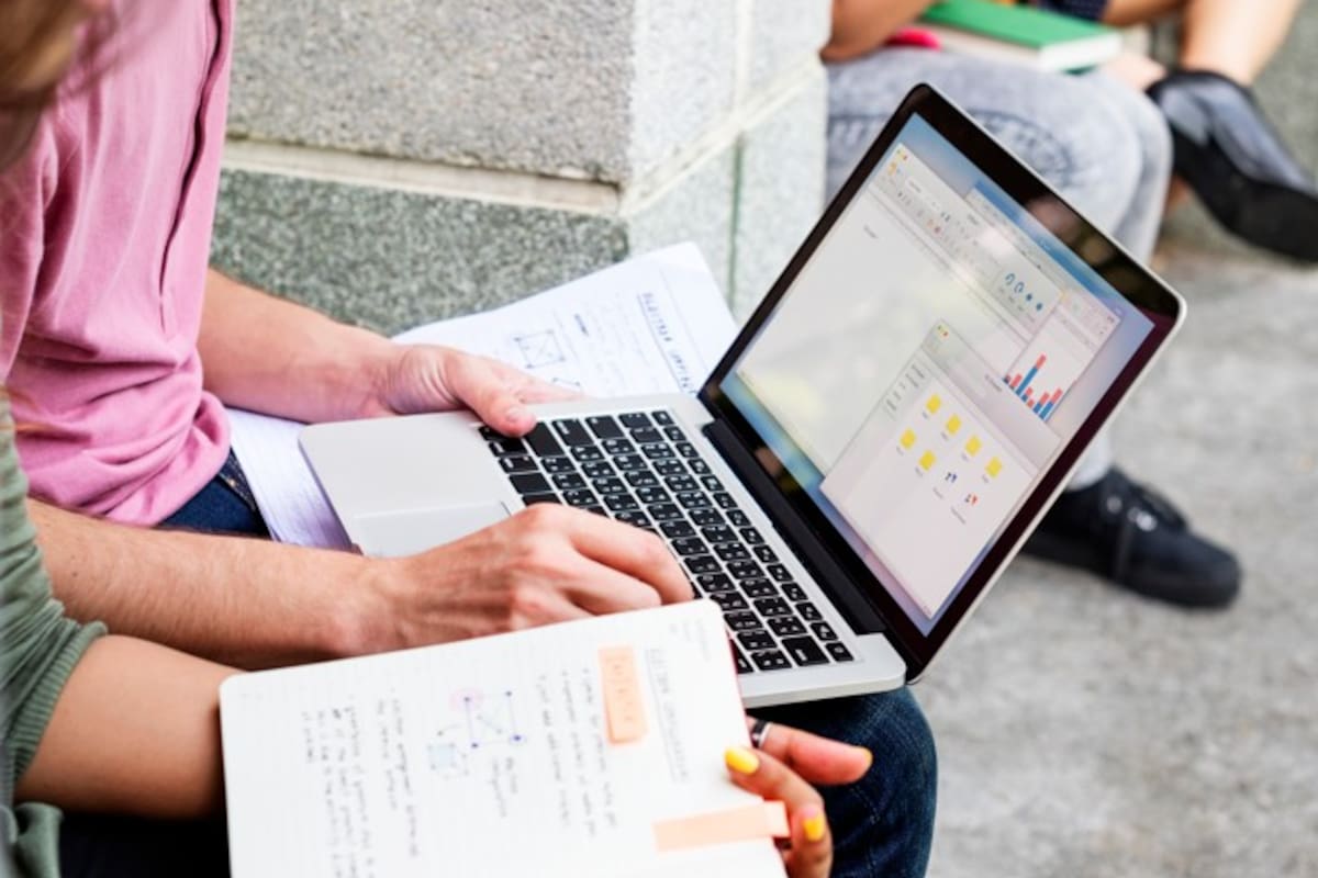 Inteligencia artificial en las aulas: menos trabajo para los profesores, pero nuevos retos para los estudiantes