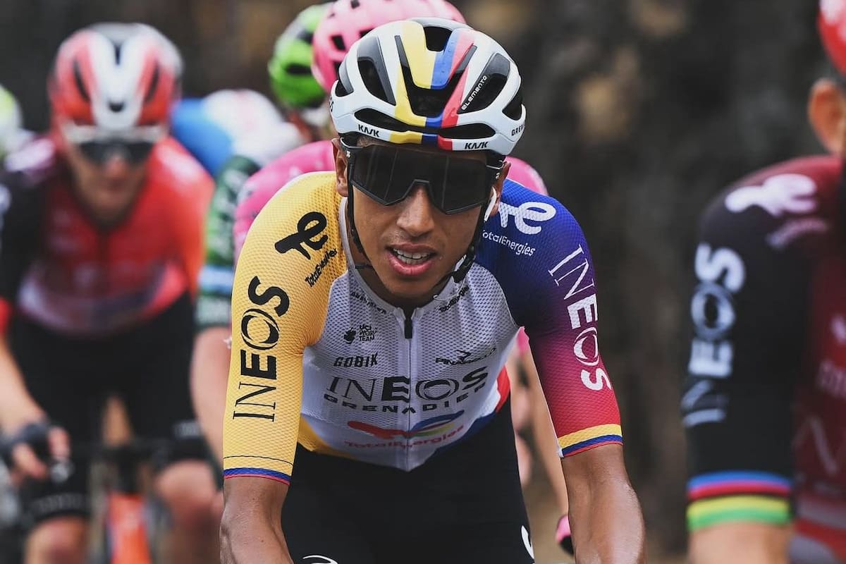 Egan Bernal conquistó la etapa 16 de la Vuelta a España, superando en el final al español Mikel Landa. Foto: Redes Sociales