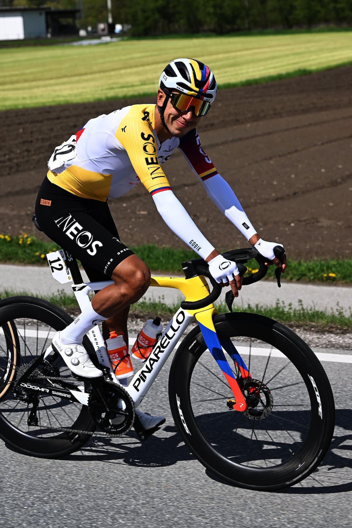Egan Bernal en la primera etapa del Tour de los Alpes 2026. Foto: Ineos