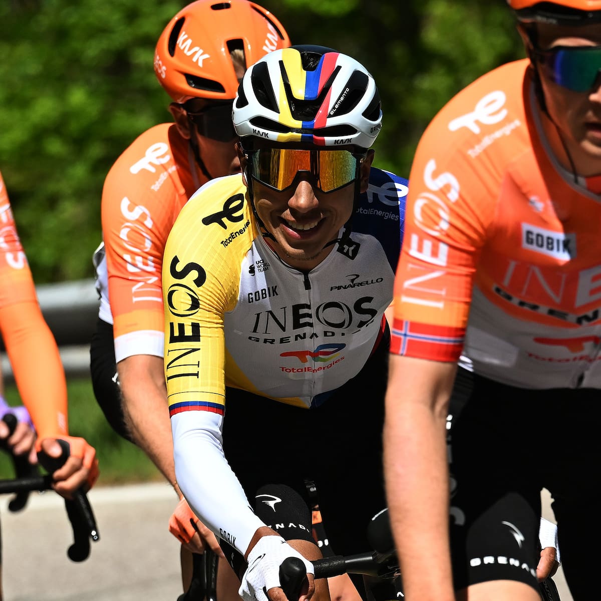 Egan Bernal ilusiona en el Tour de los Alpes 2026: se mete al top 3 y queda a un paso de su primer título del año. Foto: Ineos