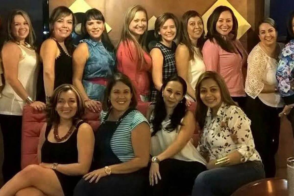 Martha Díaz, Genny Carreño, Karol Rodríguez, Erika Muñoz, Fanny Sandoval, Genny Rojas, Genny Perucho, Mirta Niño, María Carreño, Diana Blanco, Liliana Vega, Aura Vallejo, Jazmín León y Ruth Carvajal. (Foto: Suministrada / VANGUARDIA LIBERAL )