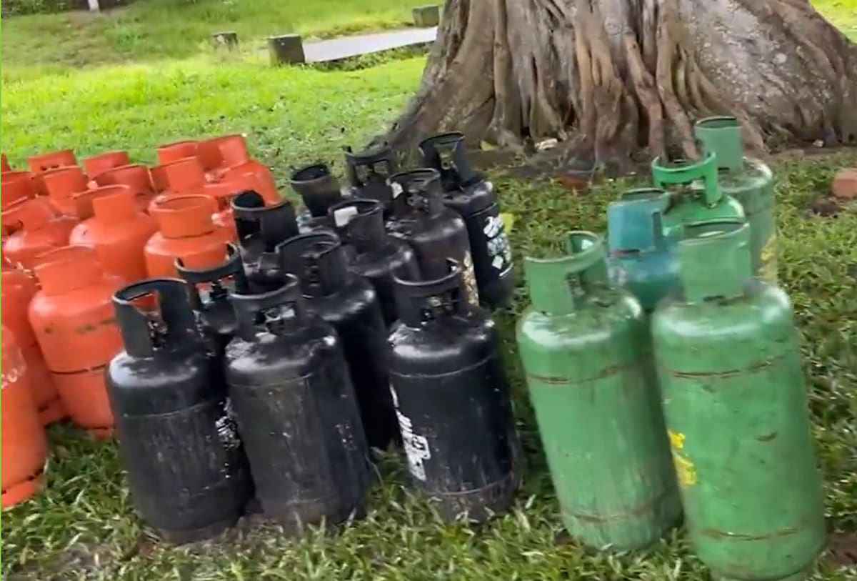 Ejército halló 117 cilindros que iban a ser usados como explosivos en Tumaco. | Foto: Ejercito Nacional