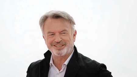 La verdadera causa de muerte de Sam Neill: esto reveló su representante tras su fallecimiento