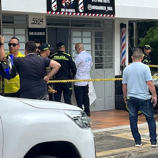 Sicarios asesinaron a un hombre mientras se cortaba el cabello en una barbería de Bucaramanga