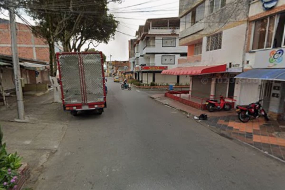 El atraco ocurrió frente a una farmacia de la carrera 11 con calle 68 del barrio Pablo Vl, en Bucaramanga.