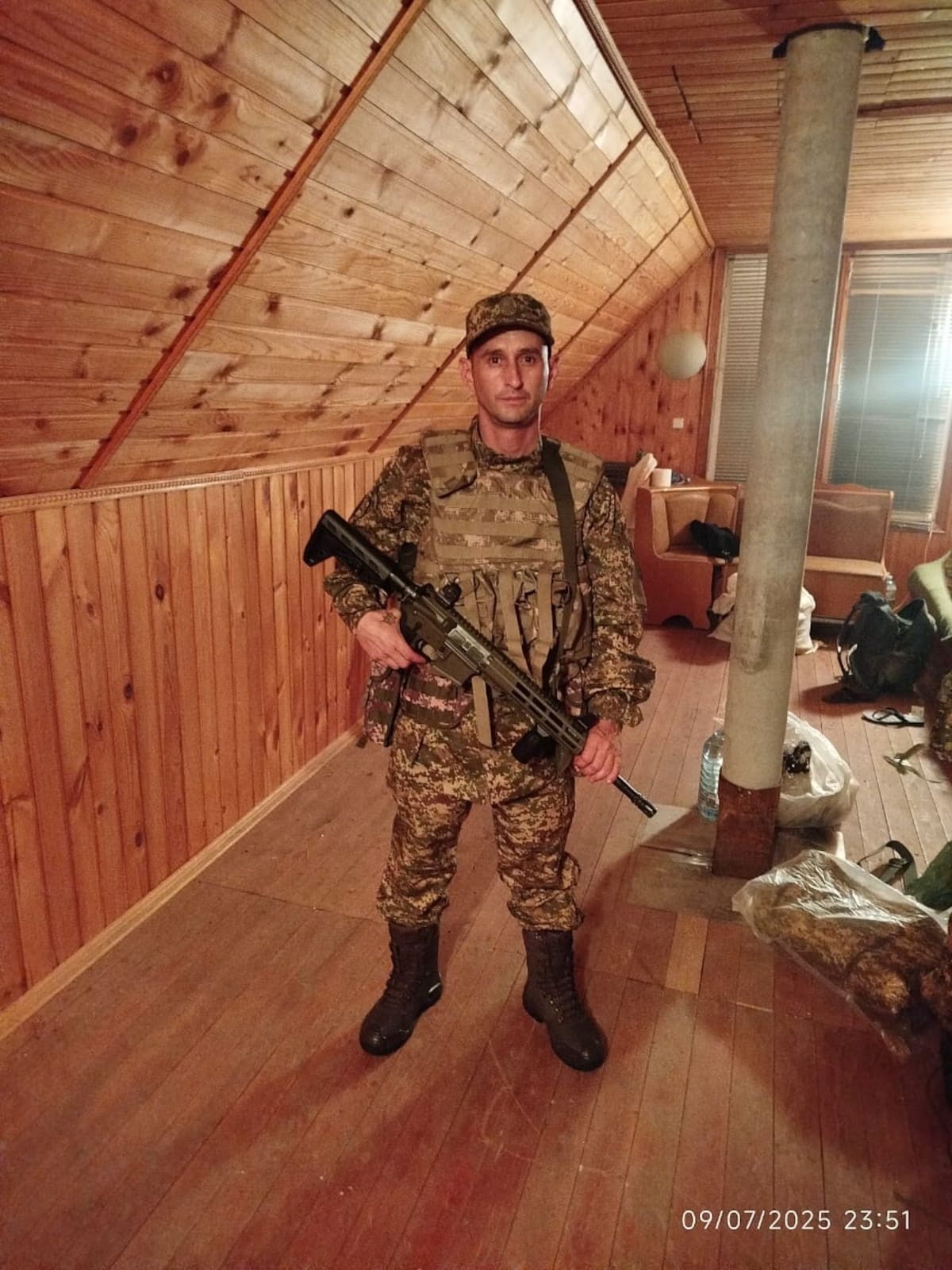 El combatiente, oriundo de Cimitarra, soñaba con volver a vestir el uniforme militar.