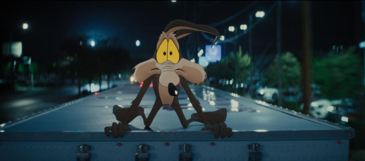 Fotograma cedido por Warner Bros. Entertainment de una escena de la película 'Coyote vs. Acme' que llegará a las salas de cinde de Estados Unidos el 28 de agosto y el 18 de septiembre a España. 'Coyote vs. Acme', la película que convierte las eternas desventuras de Wile E. Coyote en una batalla legal contra la poderosa corporación Acme, llegará finalmente a los cines después de que su propia historia de producción se convirtiera en una batalla por salir a la luz. EFE/Warner Bros. Entertainment