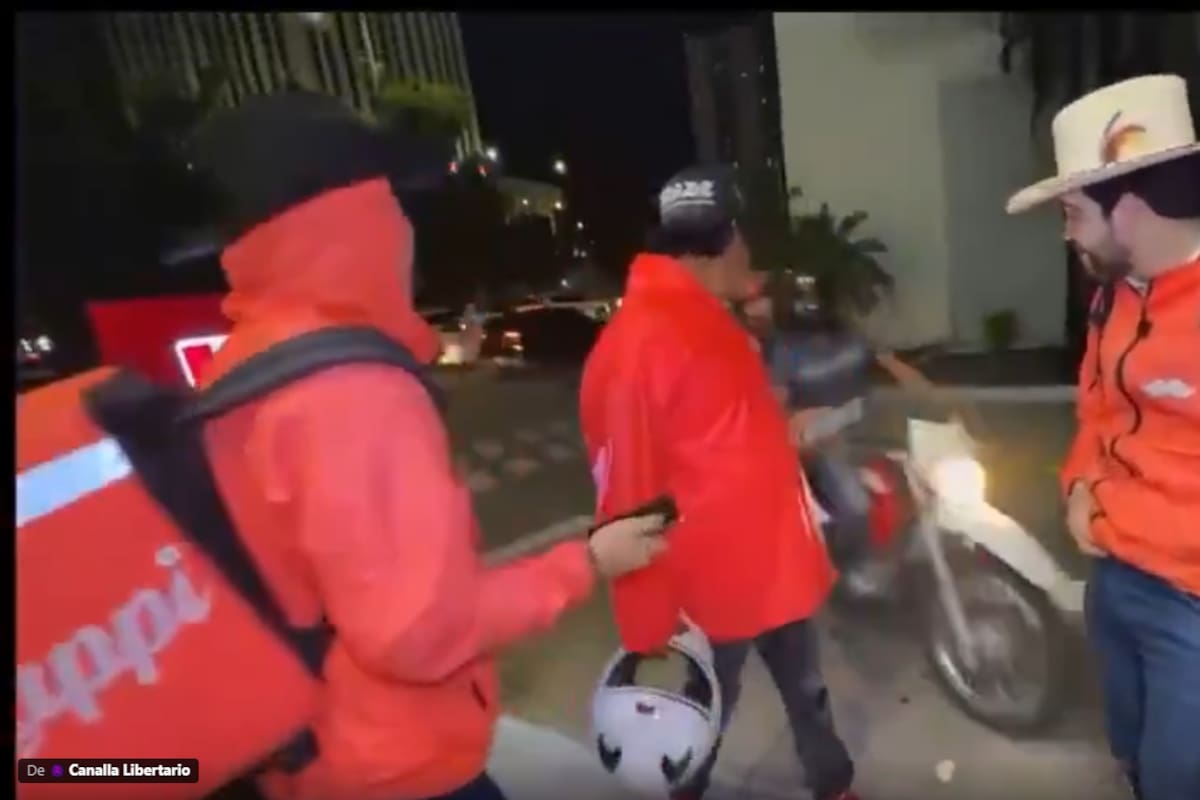 El creador de contenido César Gastélum fue asesinado la noche del martes 4 de agosto en Culiacán, Sinaloa, mientras realizaba una transmisión en vivo para sus seguidores. //FOTO CAPTURA DE VIDEO.