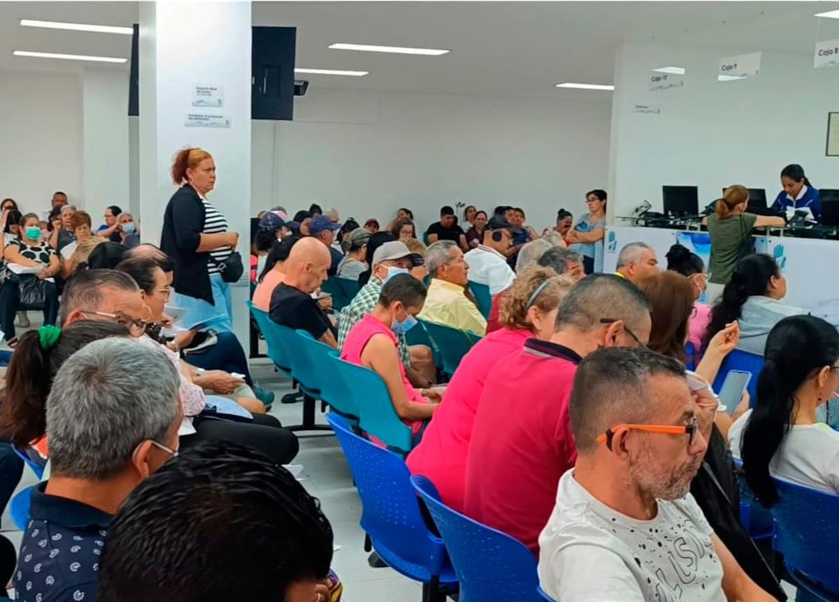 En 69 de cada 100 reclamos por medicamentos en el área metropolitana, el fármaco ya estaba autorizado y no fue entregado.