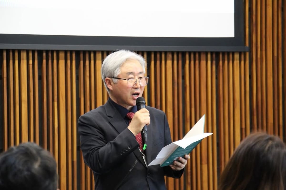 El Embajador de la República de Corea en Colombia, S.E. Choi Hyun-koog habla Corea del Sur se suma a la lista de invitados internacionales para la posesión del presidente electo Abelardo de la Espriella.
