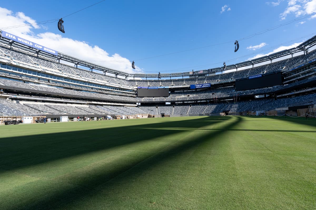 Fotografía hecha este jueves a la grama del estadio MetLife, uno de los escenarios de la vigésima tercera edición de la Copa Mundial de 2026, situado en Nueva Jersey. EFE/ Angel Colmenares