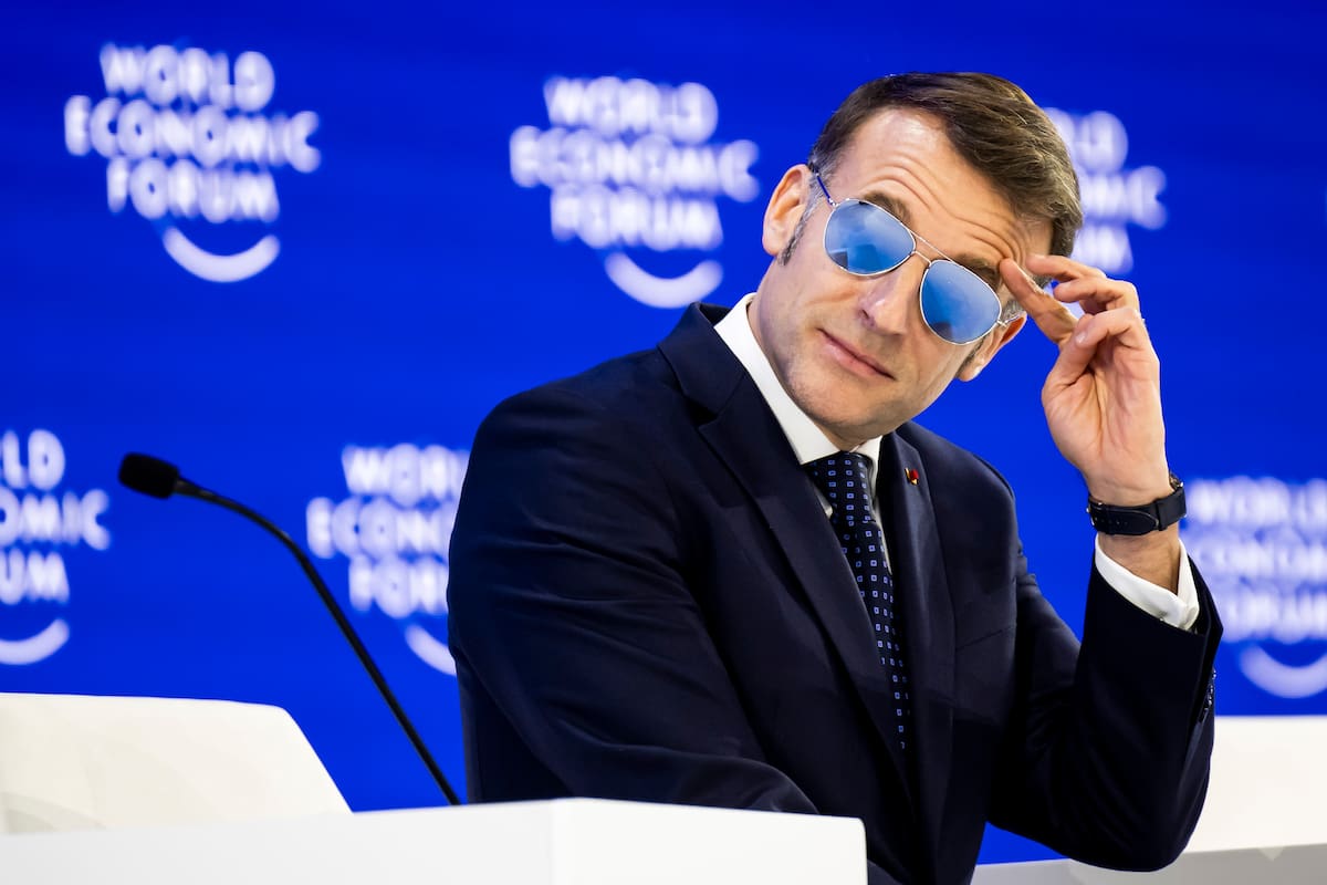 El presidente francés Emmanuel Macron, durante una sesión plenaria del Foro Económico Mundial en Davos, Suiza. EFE/GIAN EHRENZELLER