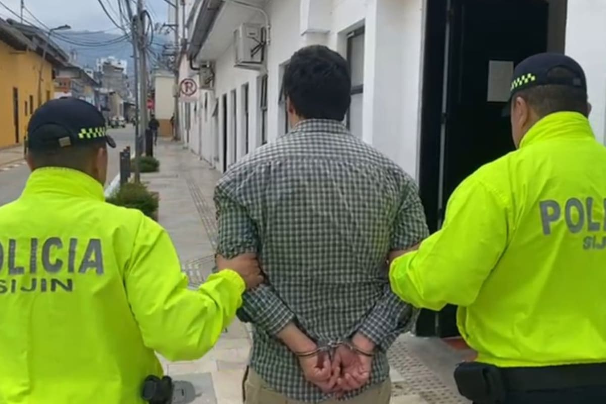 El hombre fue capturado en el barrio La Joya, en Bucaramanga, mediante orden judicial.