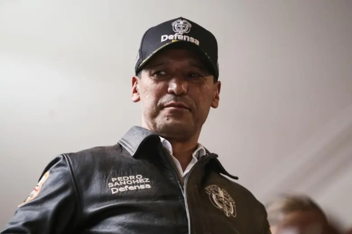 La cartera de seguridad nacional aclara que la desincorporación de las aeronaves C-130 responde a ciclos operativos cumplidos y falta de repuestos. | Foto: El Colombiano