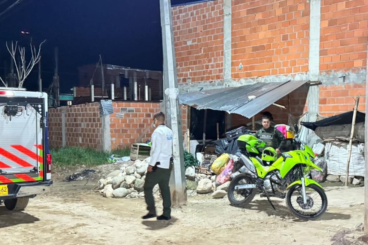 El joven fue encontrado tendido en el suelo después de que habitantes del sector escucharan varios disparos.
Fotografía: Archivo/VANGUARDIA.
