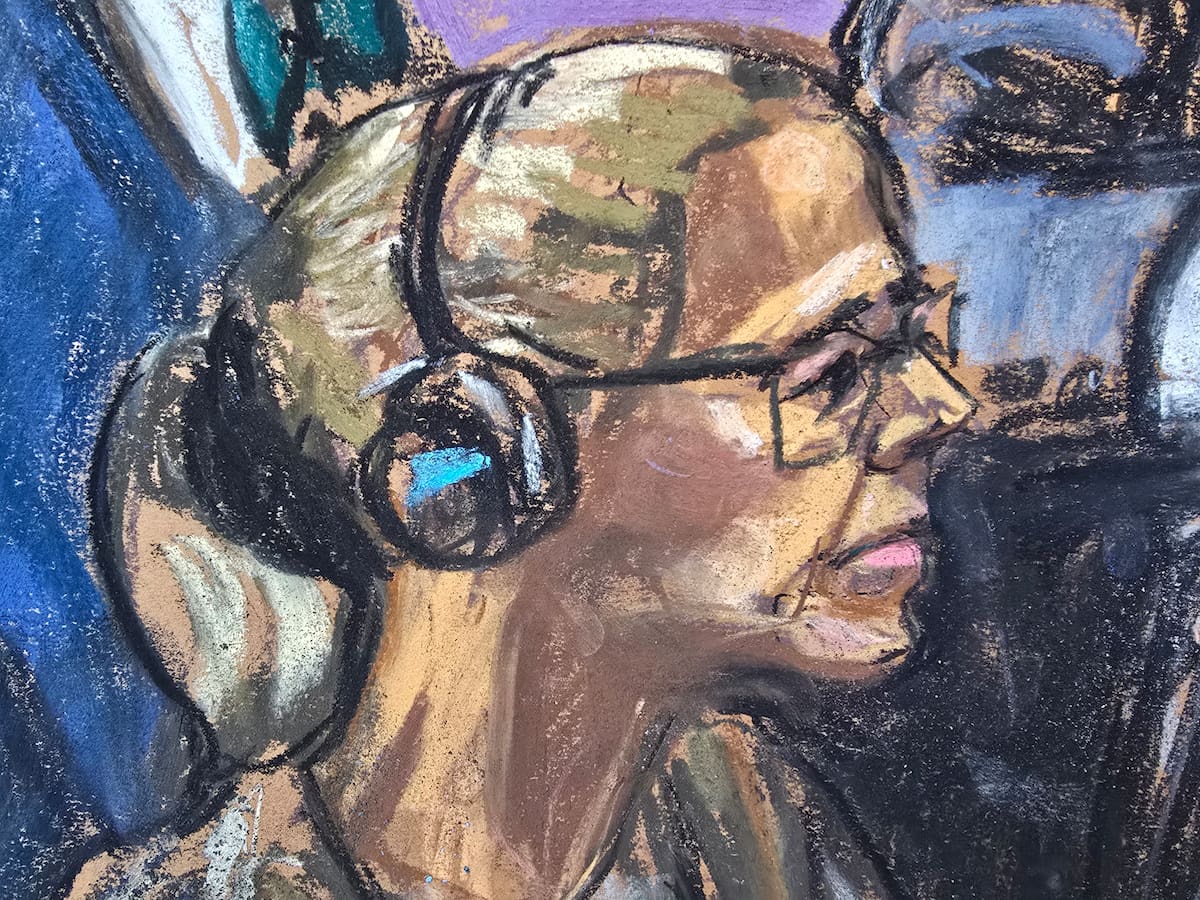 Fotografía de un dibujo realizado por la artista Jane Rosenberg donde aparece la esposa del presidente depuesto de Venezuela, Nicolás Maduro, Cilia Flores, en una audiencia este jueves, en un tribunal federal en Nueva York (EE.UU.). El juez encargado del caso contra Maduro y Flores descartó desestimar su caso "porque sería tomar una medida demasiado seria". EFE/Jane Rosenberg