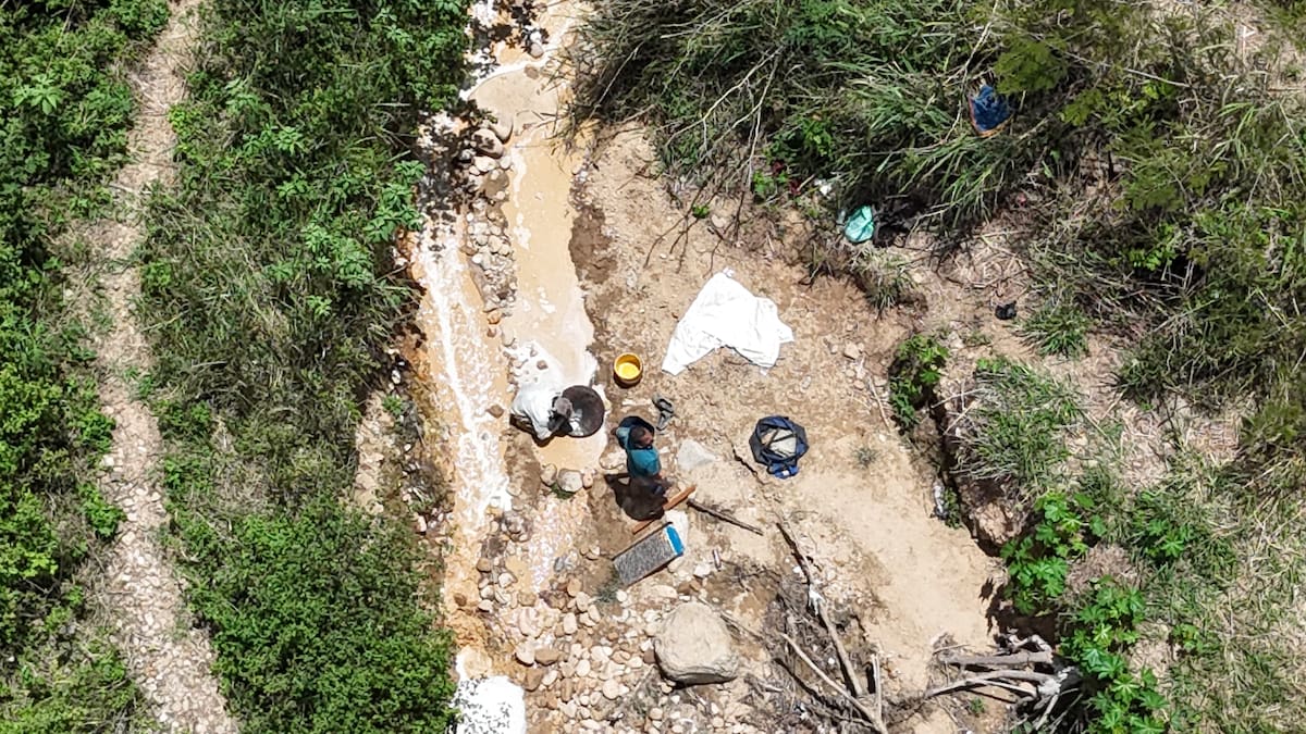 El operativo se realizó en la quebrada Chapinero, en el sector del predio Forjas, en Bucaramanga.