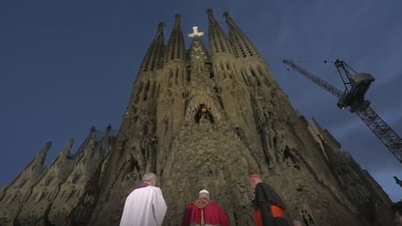 León XIV inaugura la Torre de Jesús y marca un hito en la historia de la Sagrada Familia