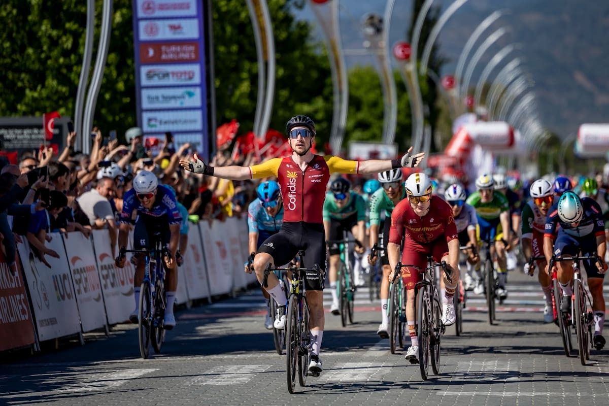 El polaco Aniolkowski gana la 4ª etapa en Turquía y el colombiano Iván Sosa sigue líder. Foto: Tour de Turquía