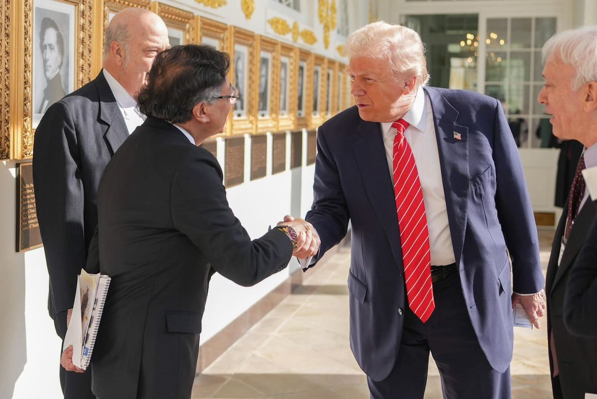 El presidente Gustavo Petro y el presidente Donald Trump se reúnen en la Casa Blanca. / Foto: cortesía de Presidencia