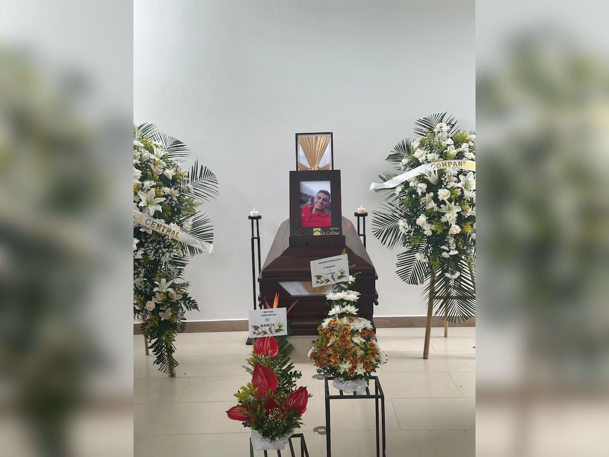 El último adiós de Anderson Báez Mendoza quien murió arrollado por una camioneta en Floridablanca.