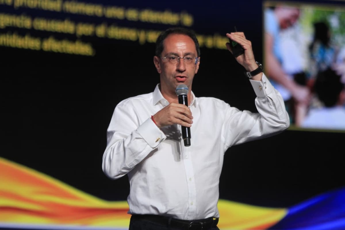 El vicepresidente José Manuel Restrepo en su intervención en Asobancario, en Cartagena. // Foto: Óscar Díaz - El UNiversal
