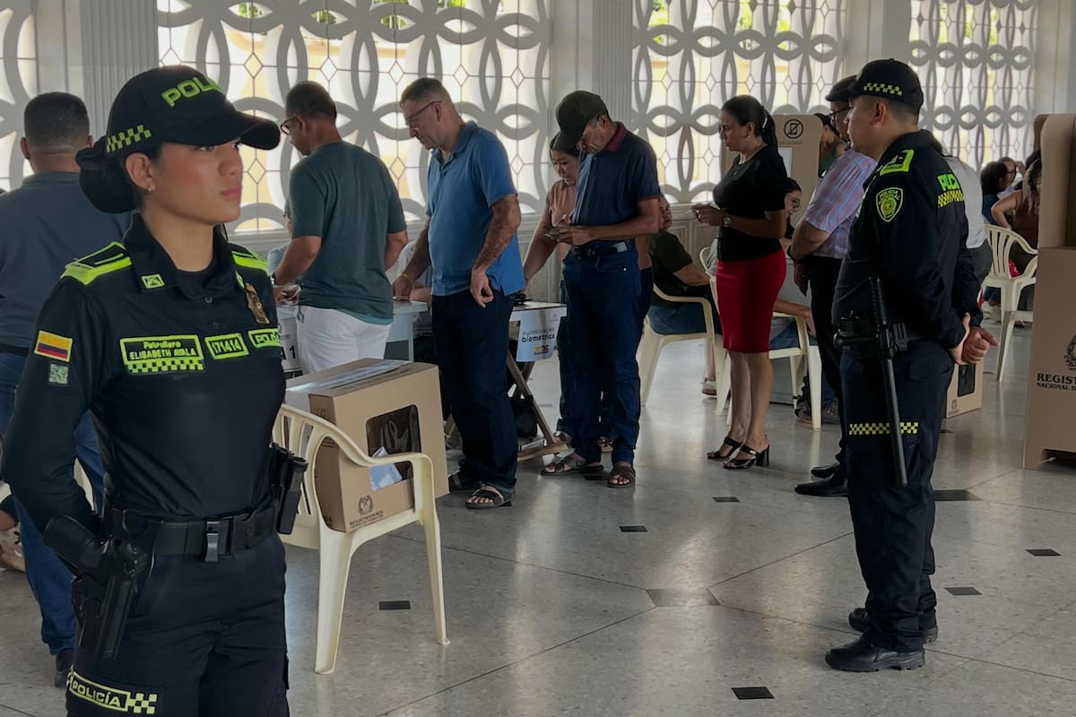 Autoridades civiles, Policía y Fuerzas Militares mantendrán operativos de vigilancia en puntos estratégicos de Barrancabermeja mientras avanzan los escrutinios electorales.
Suministrada/Vanguardia