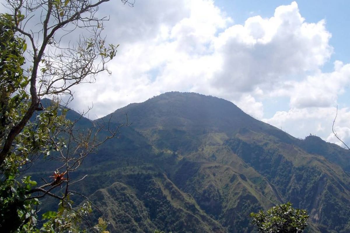 El volcán Machín es uno de los más explosivos del país y sirvió para estudiar el nuevo hallazgo volcánico de Colombia. (Foto: Colprensa / VANGUARDIA LIBERAL)