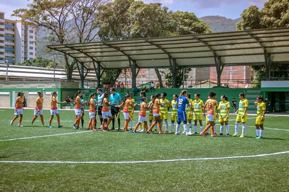 Según las autoridades, el estadio Primero de Mayo tiene todas las garantías para la buena practica del fútbol. (Foto: Suministrada / VANGUARDIA LIBERAL)