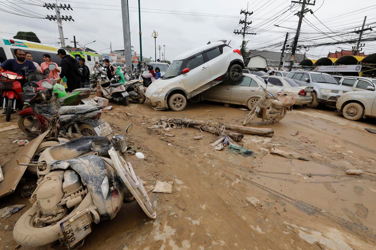 Elevan a 465 los muertos por las inundaciones en el sur de Tailandia e Indonesia. | Foto: EFE